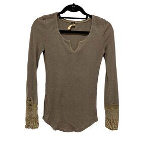 We The Free Women's Textured Long Sleeve Tunic Petite olive green Small